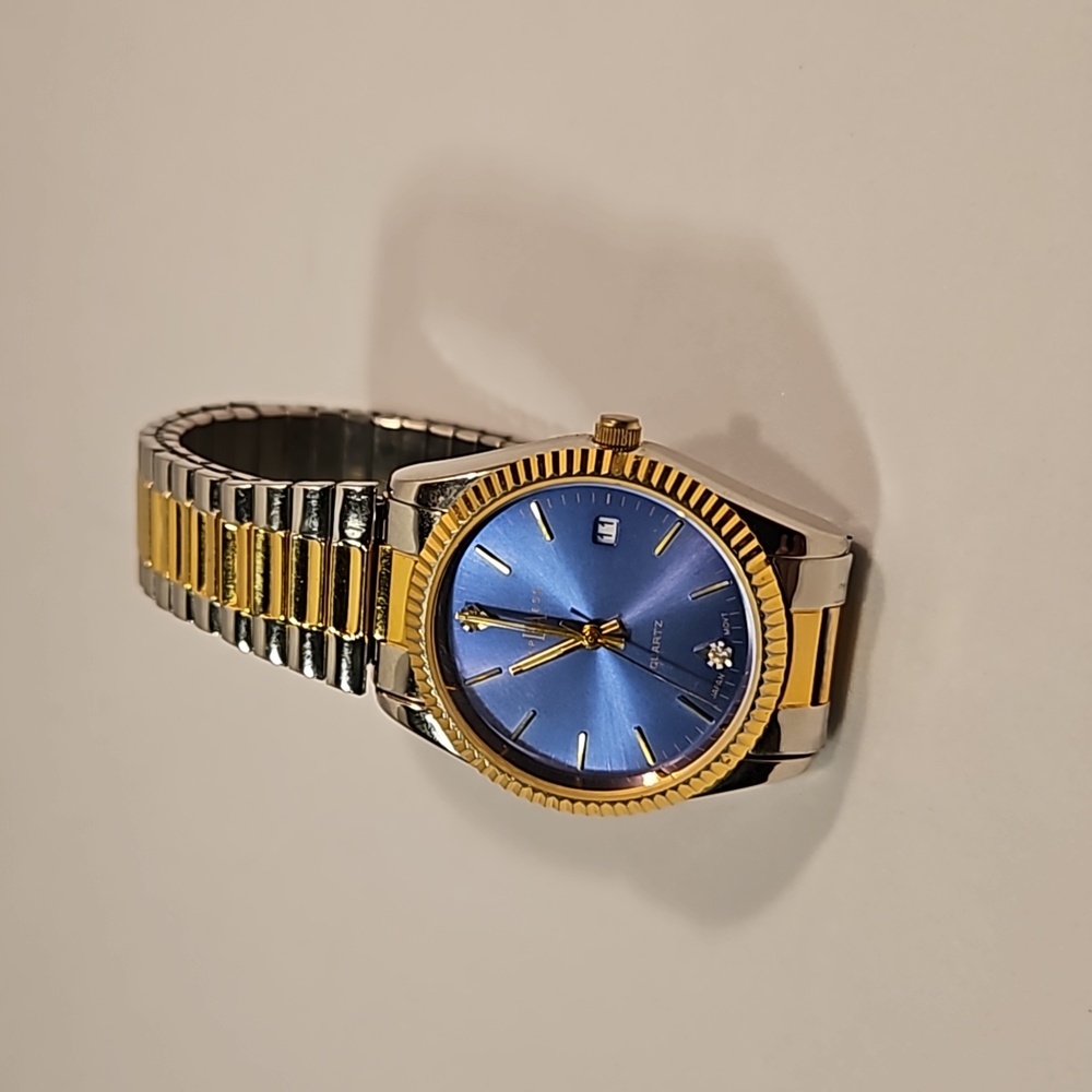 Vintage LA Express LAX305 One Jewel Two Diamond Gold & Silver Tone Wrist Watch